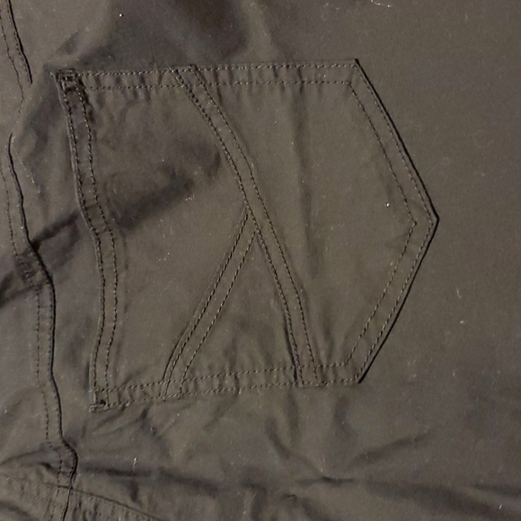 Lane Bryant SZ 18 Black cotton shorts,see pics,pockets front & back lightweight - Picture 6 of 8